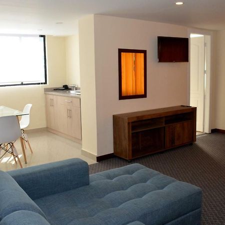 Los Angeles Stay Inn Quito Buitenkant foto
