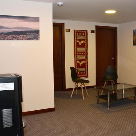 Los Angeles Stay Inn Quito Buitenkant foto