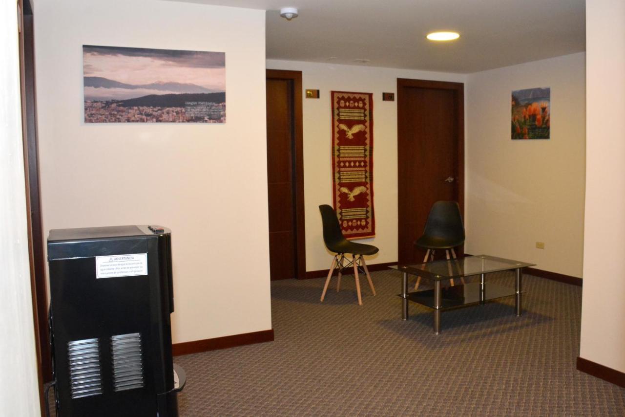 Los Angeles Stay Inn Quito Buitenkant foto